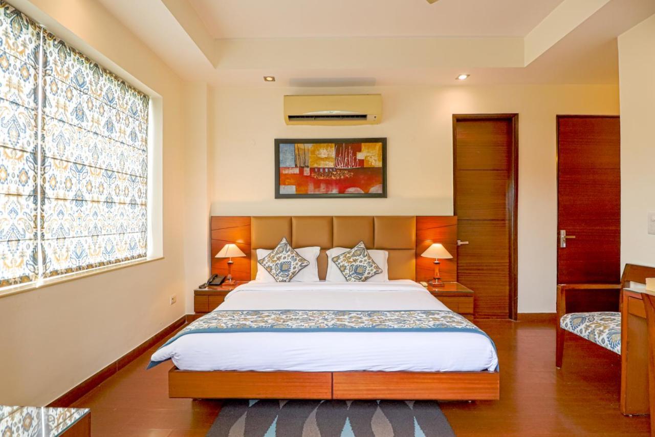 Ahuja Residency Noida Apartman Kültér fotó